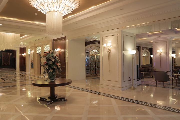 Lobby Entry