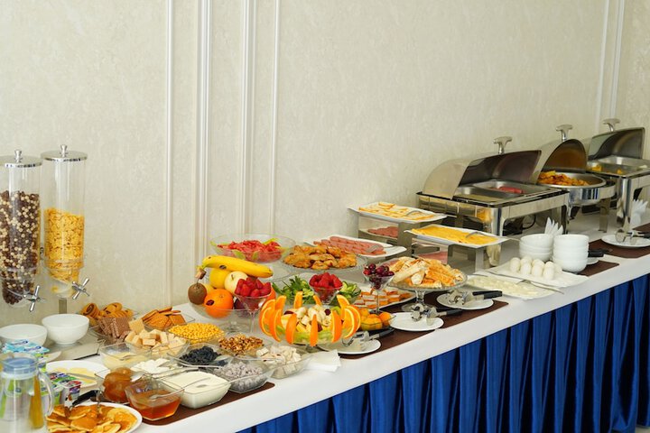 Dining 60 of 68