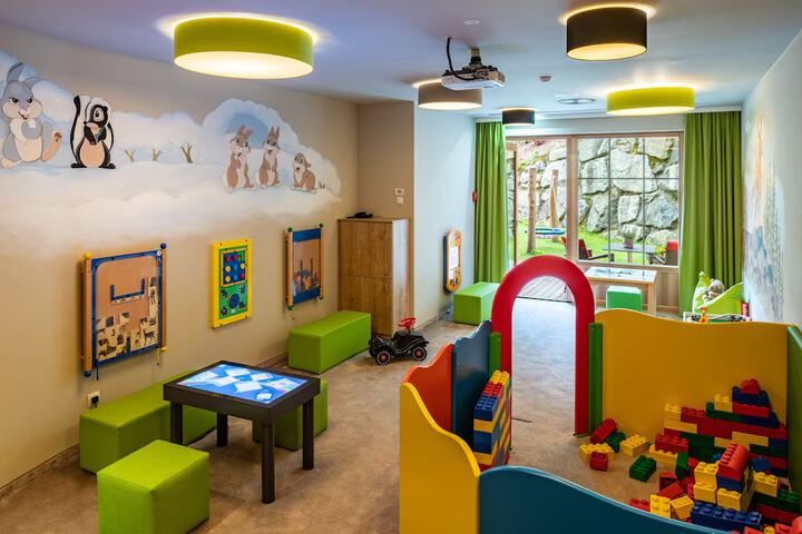 Childrens Activities 130 of 159