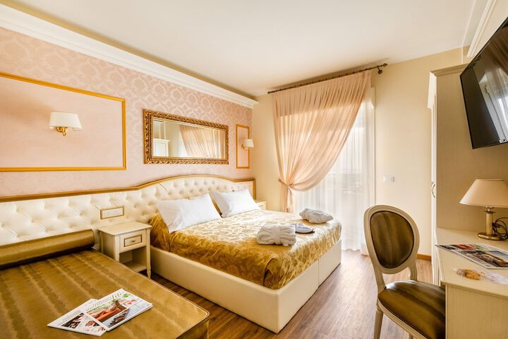 Room 20 of 82