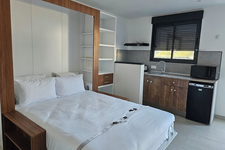 Room 16 of 49