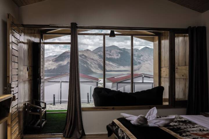 Room 15 of 55