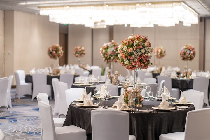 Ballroom/Hall 103 of 129