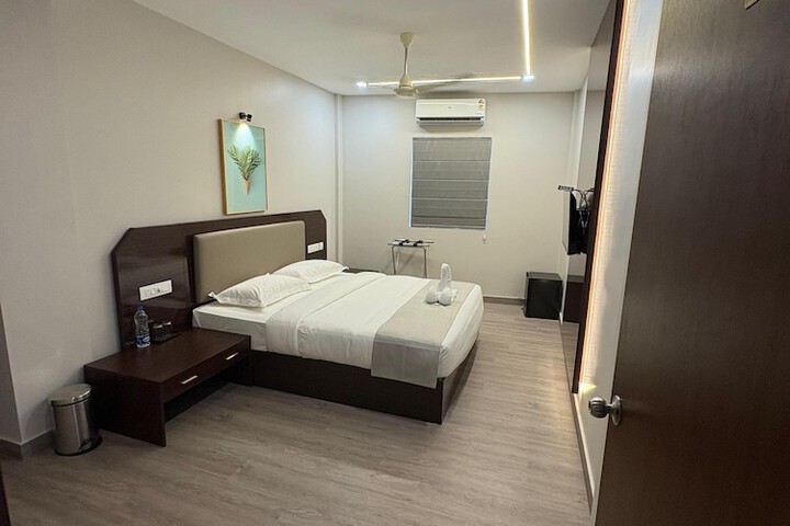 Room 14 of 72