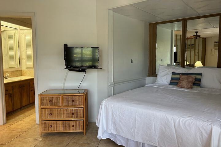 Room 2 of 26