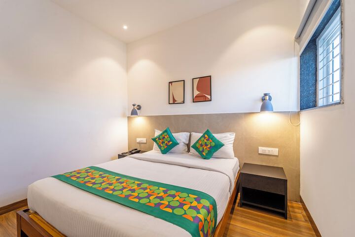 Room 9 of 36