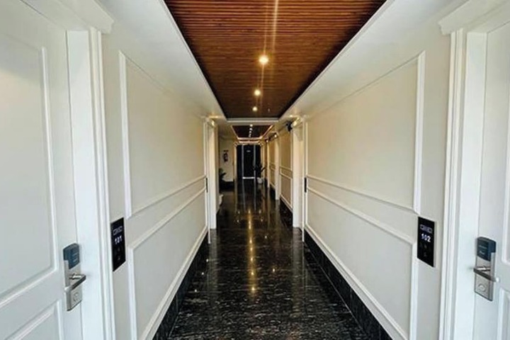 Hotel Interior 5 of 22