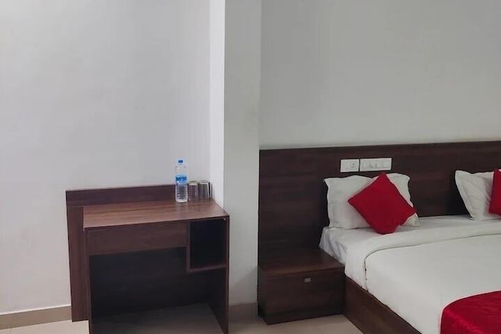 Room 5 of 27