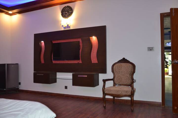 Room 21 of 40