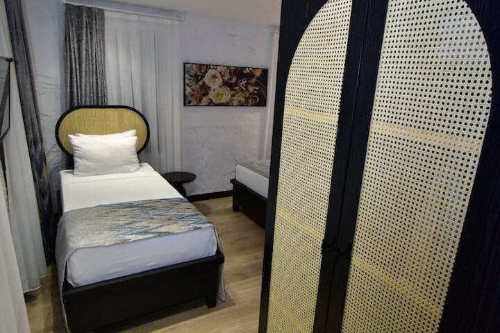 Room 14 of 35