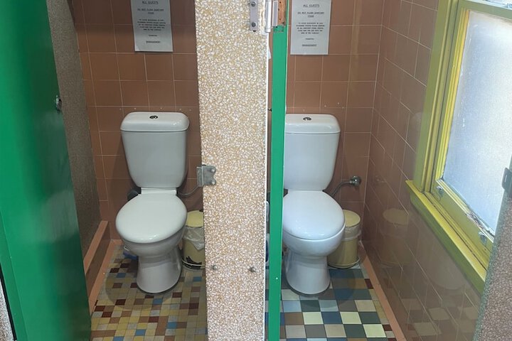 Room 12 of 19