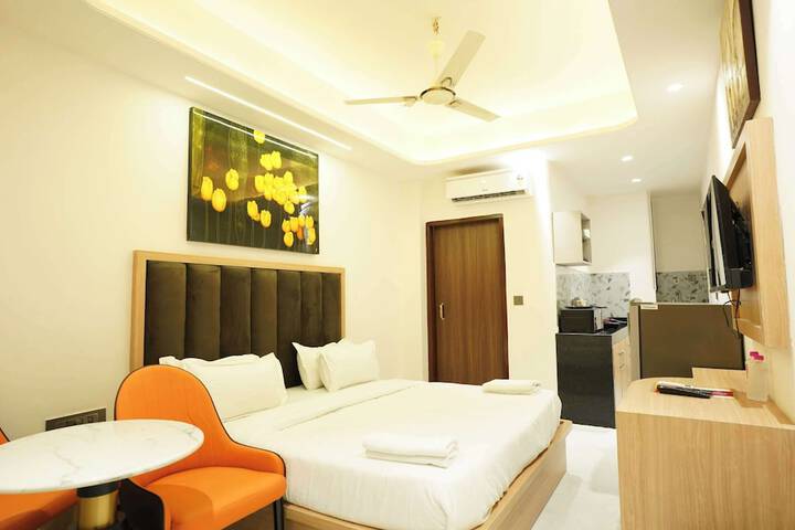 Room 10 of 21