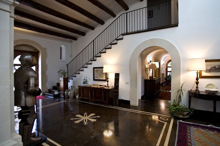 Lobby Entry