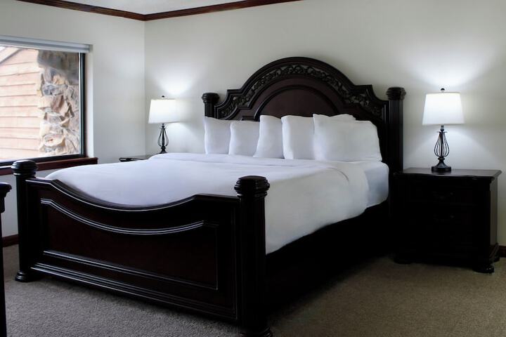 Standard King Bed Sofa (11 of 15)