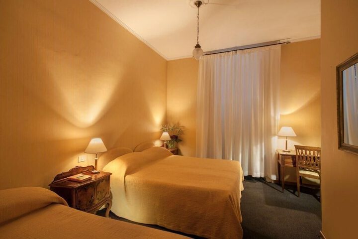 Room 3 of 13