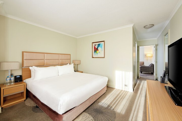 Room 28 of 129