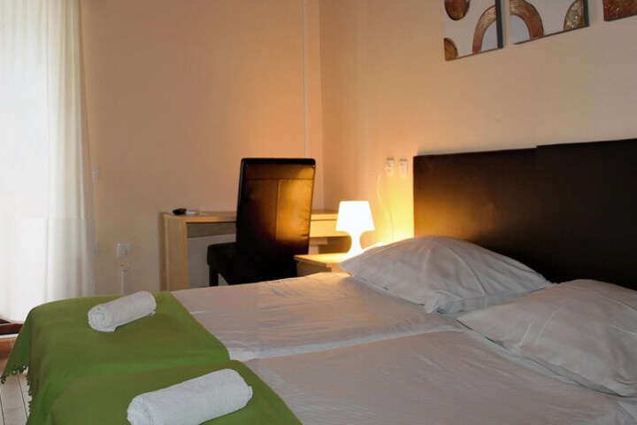 Room 5 of 22