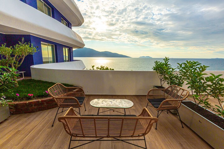 Terrace/Patio 20 of 58