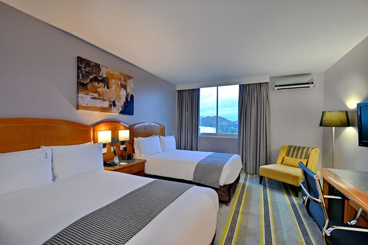 Room 49 of 114