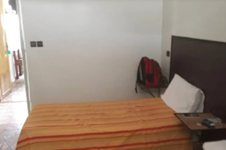 Room 5 of 12