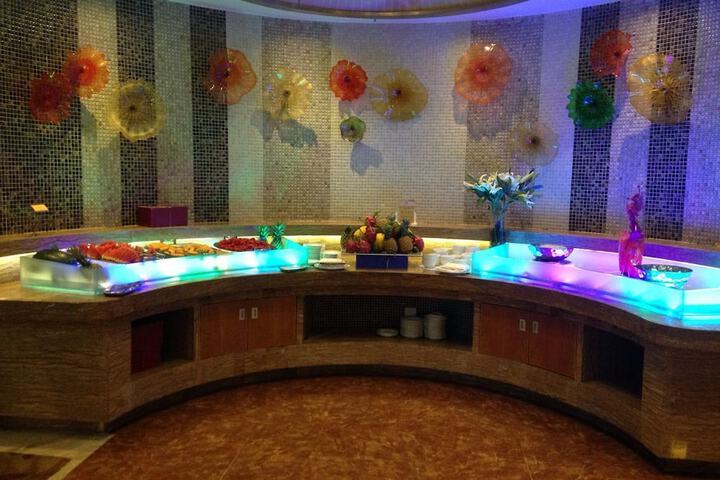 Dining 44 of 86