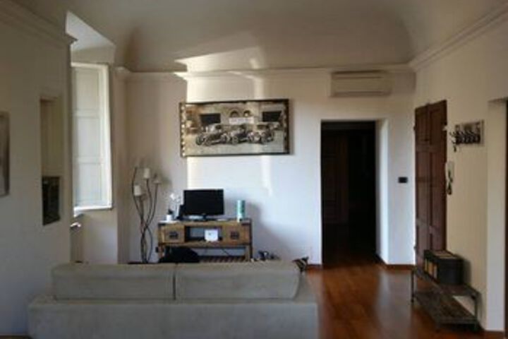 Room 19 of 19