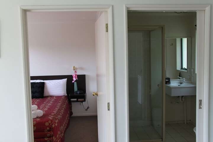 Room 50 of 69