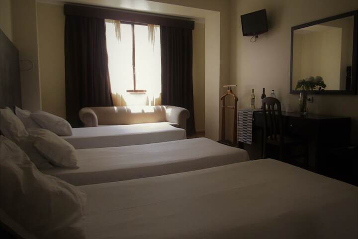 Room 16 of 65
