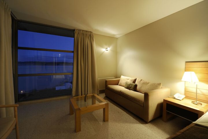 Room 16 of 41