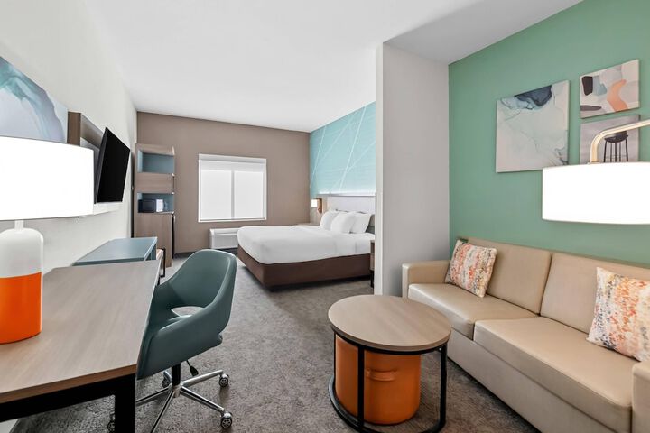 Room 33 of 68