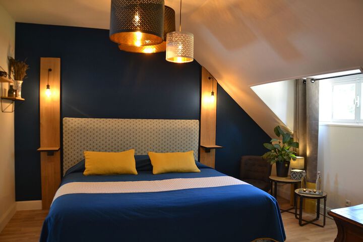 Room 13 of 34