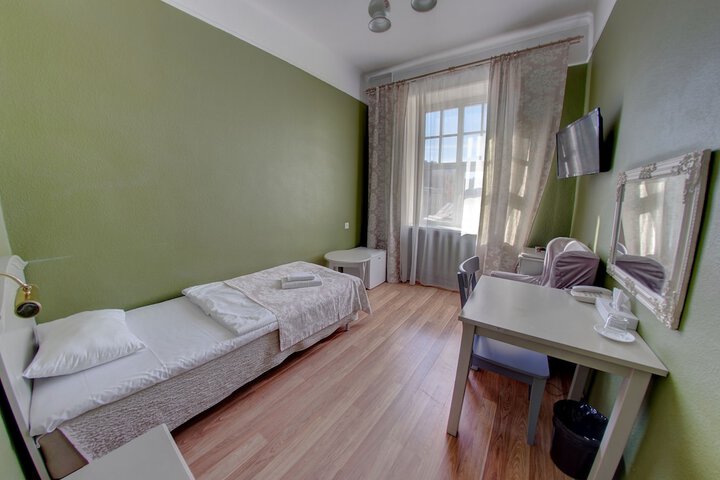 Room 39 of 272