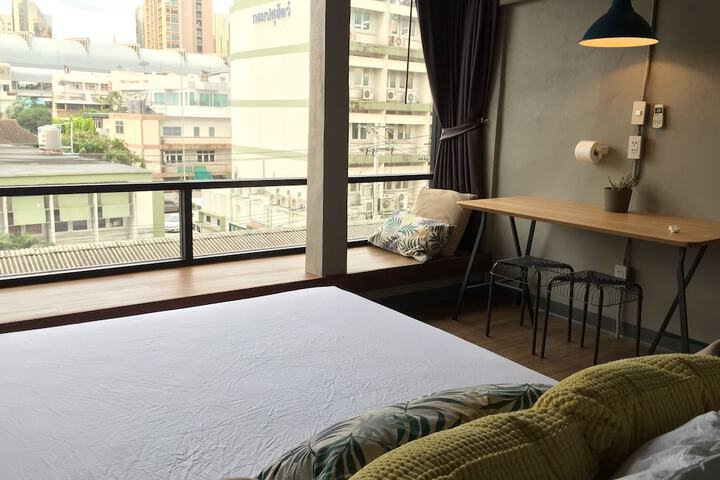 Room 18 of 92