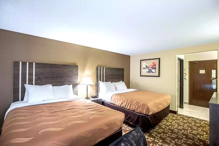 Superior 2 Queen Beds (3 of 3)