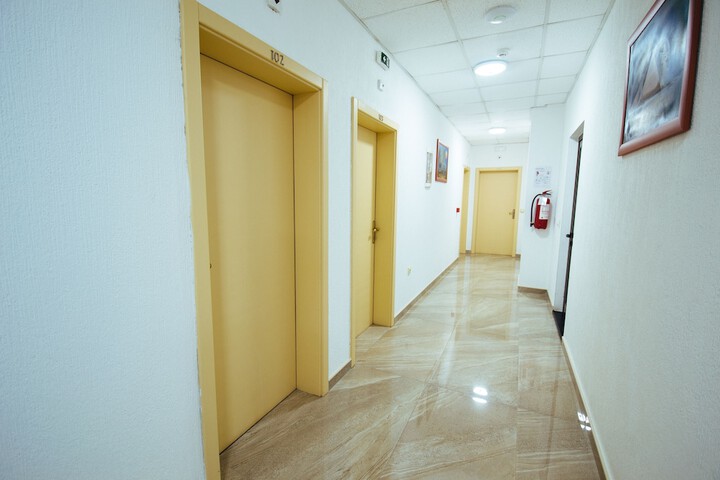 Ballroom/Hall 55 of 61
