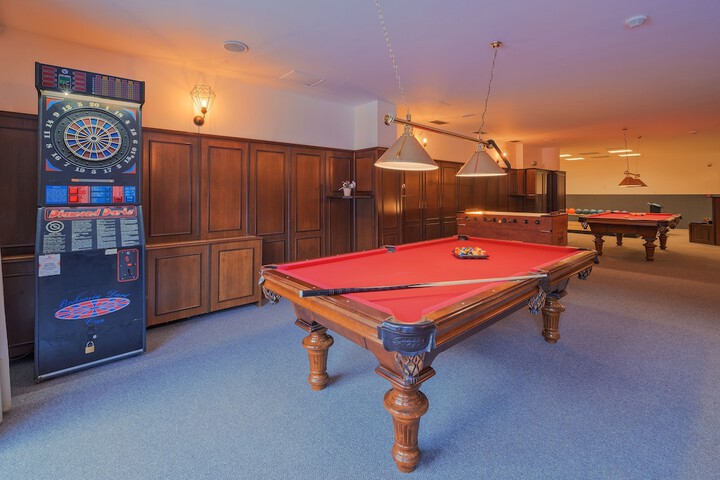 Children's play area - indoor