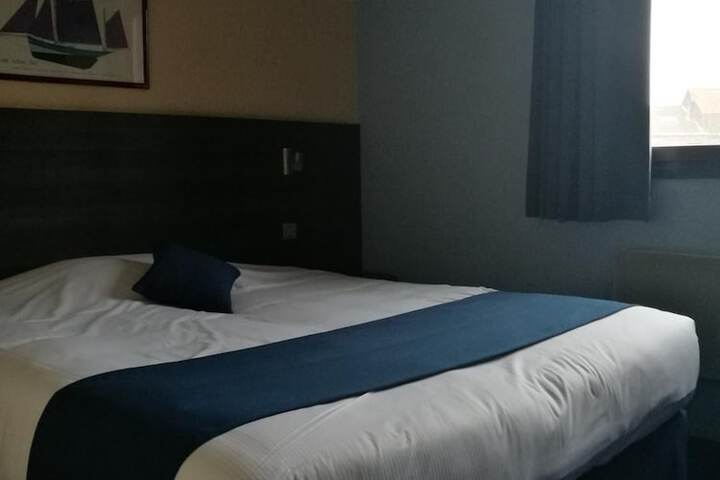 Room 16 of 51