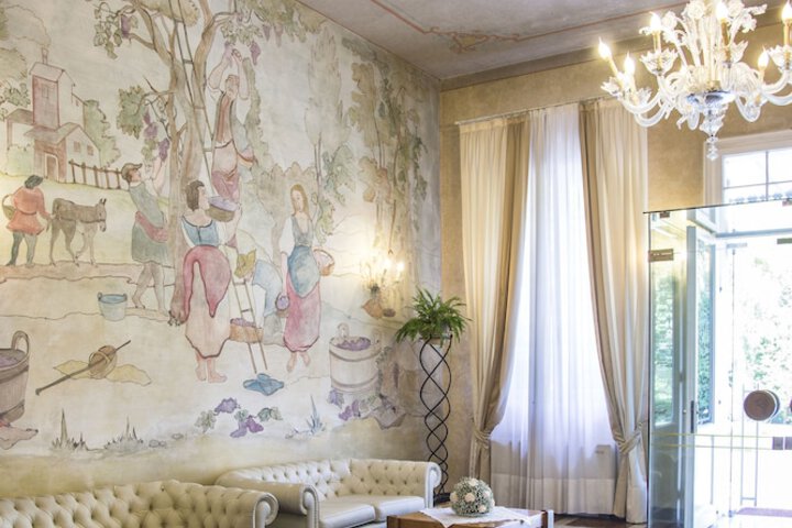Hotel Interior 4 of 65