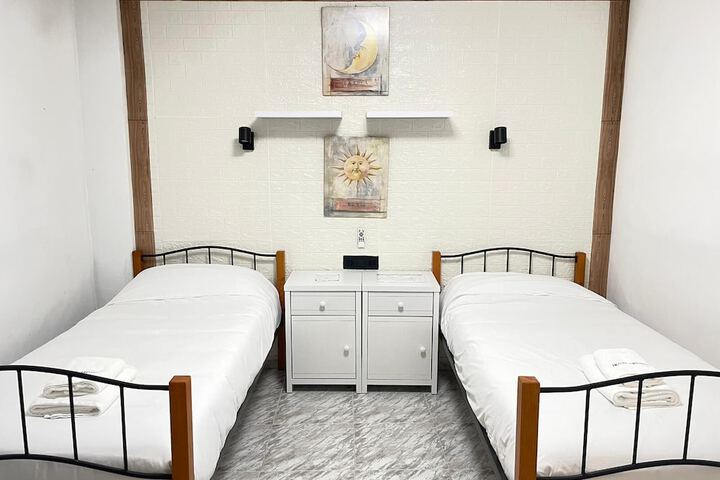 Room 63 of 121