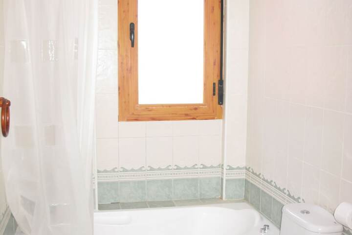 Room 13 of 26