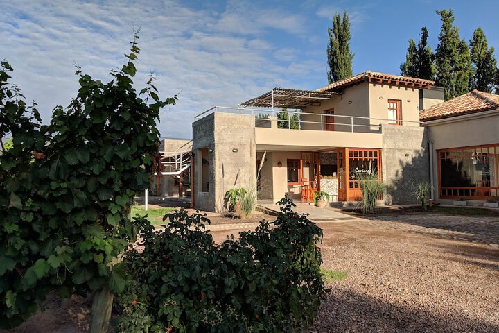 Posada Cavieres Wine Farm