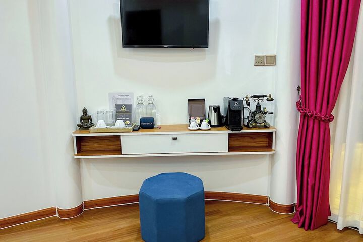 Room 90 of 180