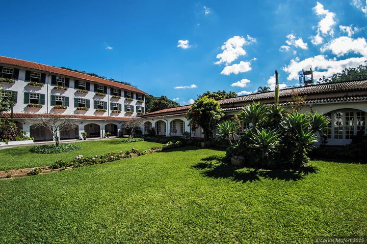 Hotel Exterior 119 of 121