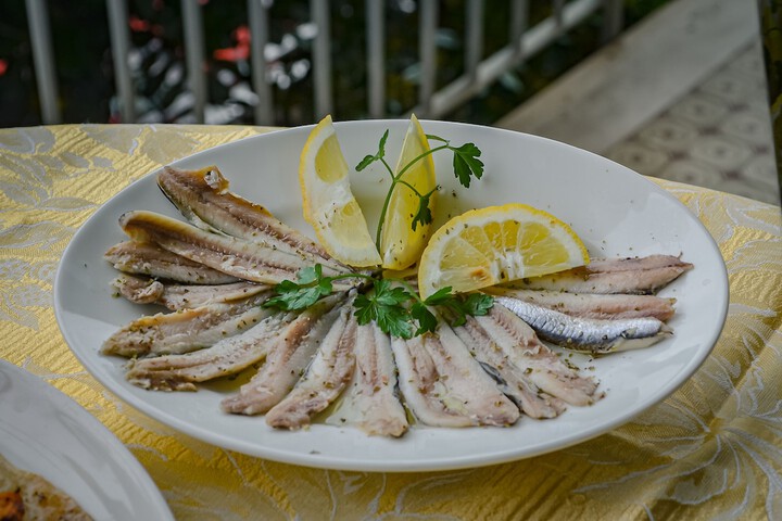 Dining 55 of 76