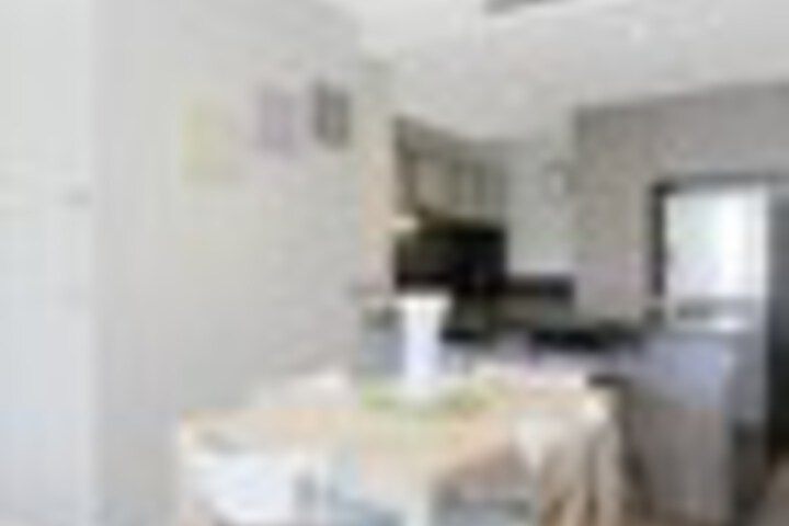 Room 68 of 255