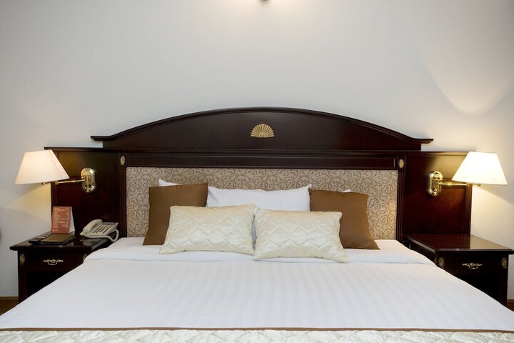 Room 20 of 259