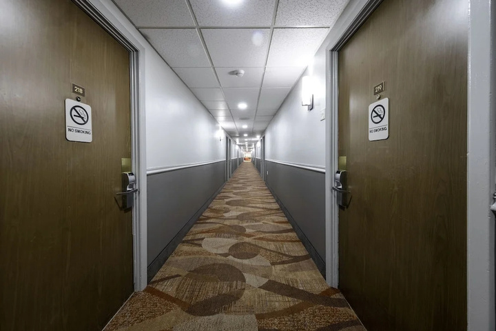 Room 12 of 21