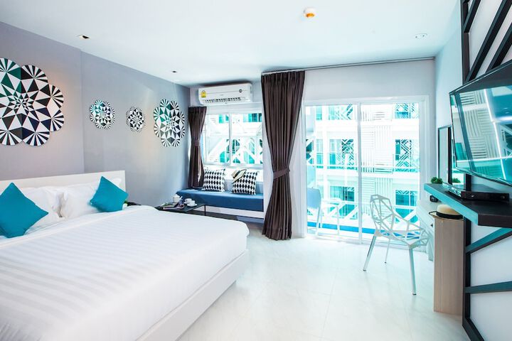 Room 6 of 58