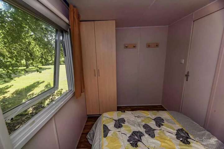 Room 22 of 97