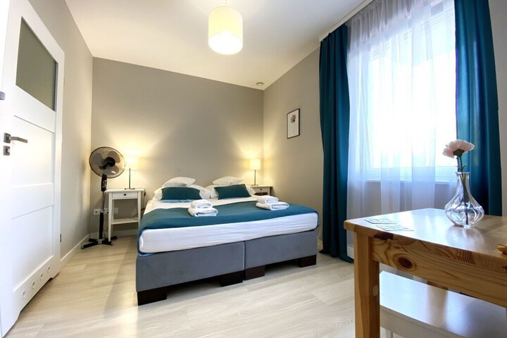 Room 3 of 51